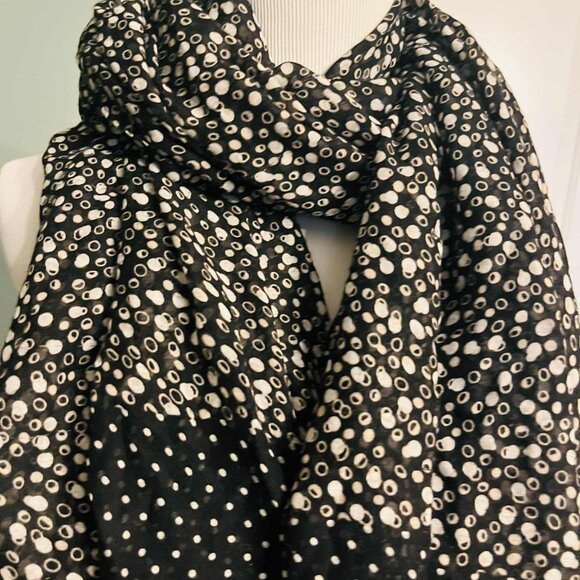 NWT Handmade Polka Dot Scarf by Sana – Classic Black & White Elegance - Picture 10 of 10